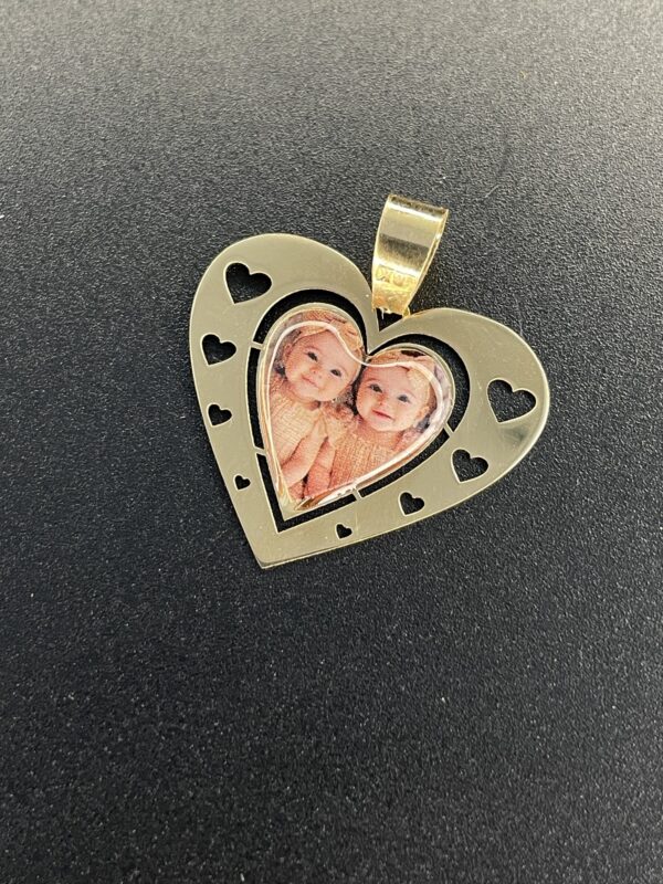 Lägg din bild på din Hjärta Bricka – 18K Guld