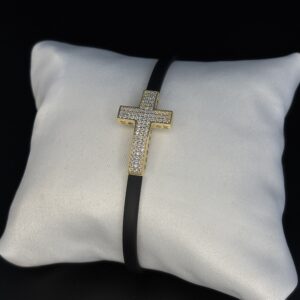 Cubic Zirconia Cross - Leather & 18k Guld